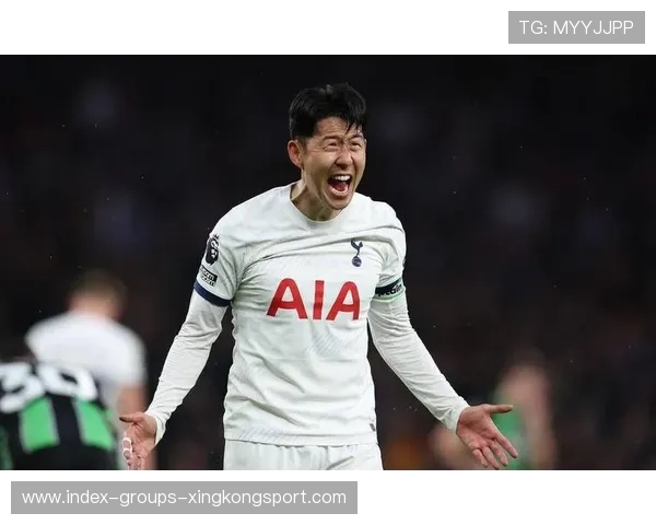 孙兴慜低平球直传门前造成混战，热刺冷静收割