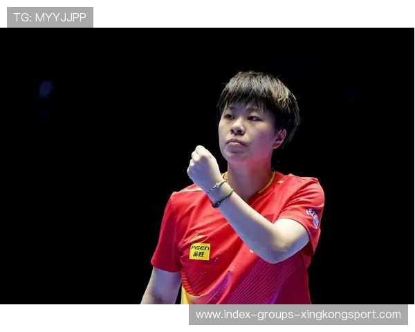 王艺迪调试新器材，正手借力速度明显提升