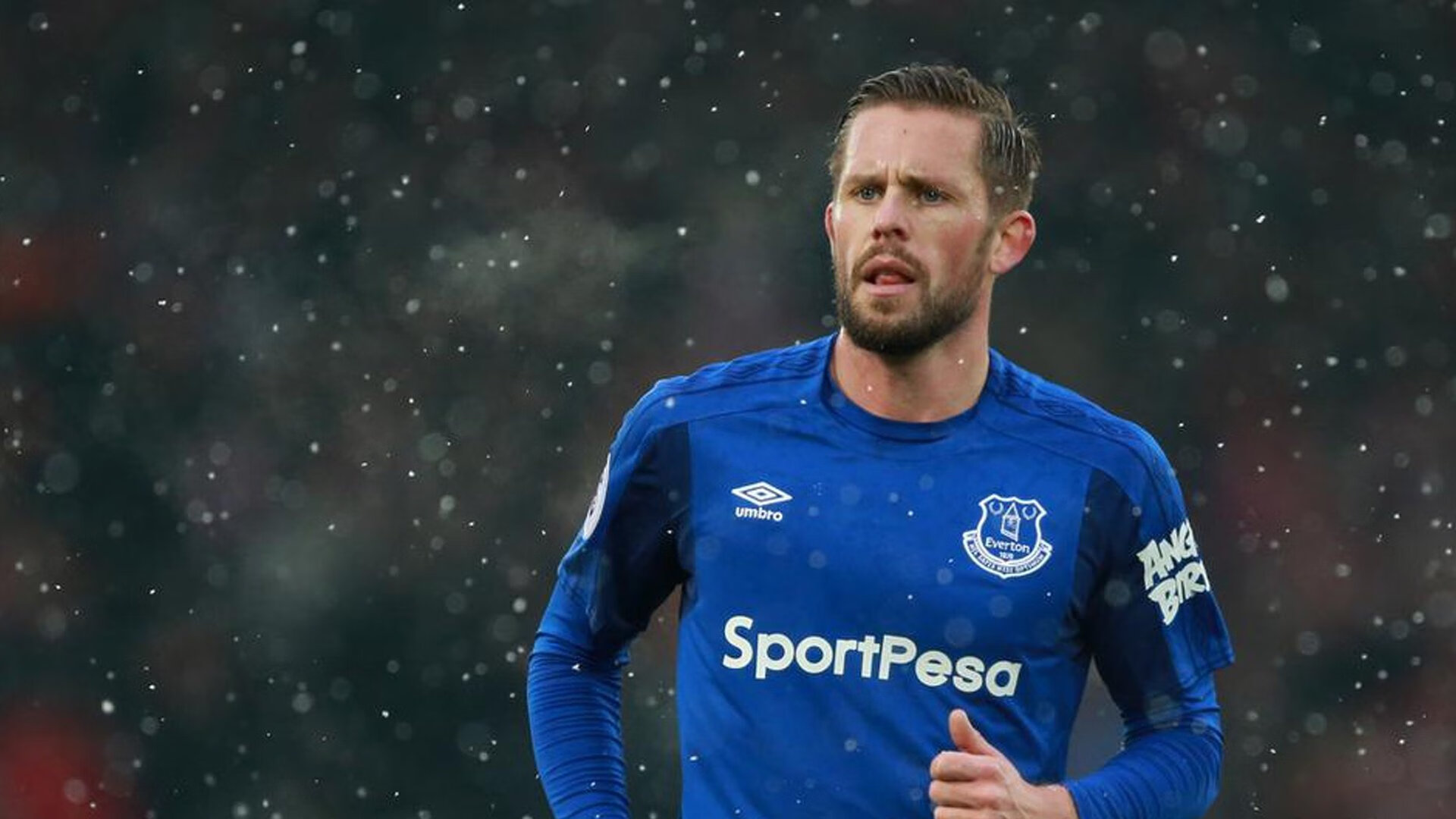 “体适能教练公开带课评选赛” 专家与学员共同打分